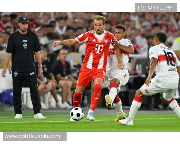 拜仁大巴遇交通堵塞对阵门兴比赛或将延迟十五分钟开球