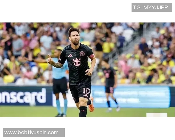 伊布调侃梅西小儿子西罗称其为迷你版梅西引发热议 伊布调侃梅西小儿子西罗称其为迷你版梅西引发热议