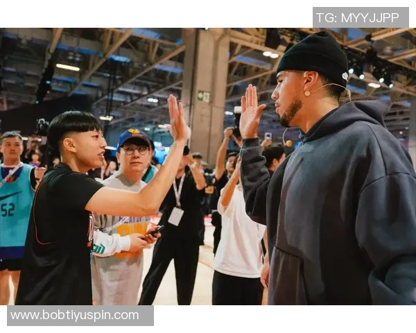 布克分享中国赛期间近照表达对澳门的热爱期待再次相聚 布克分享中国赛期间近照表达对澳门的热爱期待再次相聚