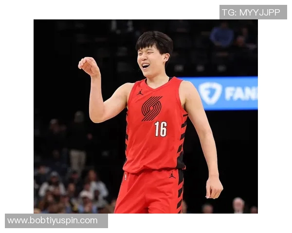 拓媒期待杨瀚森加强篮下进攻斯普利特支持他尝试三分球 拓媒期待杨瀚森加强篮下进攻斯普利特支持他尝试三分球